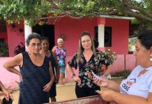 Secretarias de Major Isidoro realizam entrega de doces e Bolo