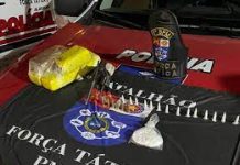 Suspeito de tráfico é preso com arma e quase 2 kg de drogas dentro de carro