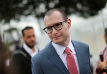 Congresso avalia Zanin com histórico de investidas sem sucesso para mexer no STF