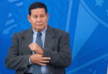 Mourão nega relato e afirma ter dito nos EUA que Bolsonaro e militares respeitariam eleições