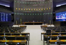 União Brasil faz pressão conjunta e provoca atritos com Lula, Tarcísio e Nunes