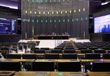 Deputados querem liberar Fundão Eleitoral para gastos de candidatos com creches