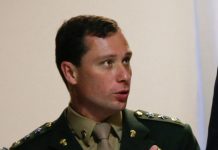 Exército afasta Cid, mas mantém salário de R$ 27 mil a ex-ajudante de ordens de Bolsonaro