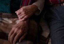 Nova regra, autocuratela permite que idosos escolham quem cuidará deles