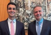 A renúncia e o silêncio geral