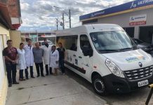 Secretaria de Saúde de Delmiro Gouveia recebe van apropriada para o transporte de cadeirantes