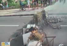 Populares fecham Av. Josepha de Melo após problema em galeria pluvial