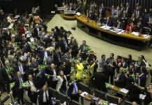 Câmara aprova regras especiais de aposentadoria de policiais da União