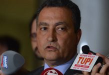 Aeroporto expõe tensão de Bolsonaro com políticos do Nordeste