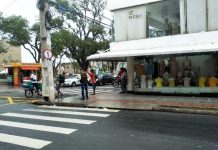 Cruzamento no Centro de Maceió é interditado para evitar aglomeração