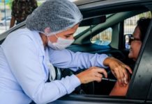 Influenza: drive-thru imuniza quase 4 mil usuários em três dias