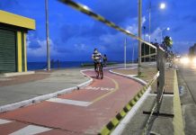 Orla de Maceió também está liberada a banhistas