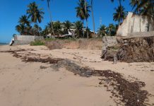 Avanço do mar é risco para casas e empreendimentos