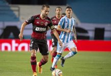 Libertadores: com um a menos, Flamengo segura empate com Racing