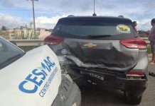 Dois ficam feridos em atropelamento seguido de colisões na AL-101 Sul