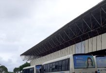 Transportadores complementares fazem carreata por reajuste nos salários e fiscalização dos clandestinos