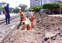 Infraestrutura inicia obras no sistema de drenagem na Avenida Walter Ananias