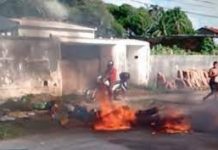 Moradores de Riacho Doce fecham AL-101 Norte em protesto após garoto morrer eletrocutado