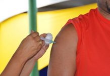Proteja-se: vacinação contra a gripe continua em todo o país