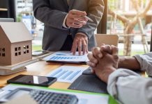 Pagar imóvel com dinheiro vivo é recusado por imobiliárias