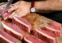 Brasileiro troca carne bovina por frango, porco e ovos na pandemia