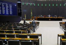 Deputados gastam mais que patrimônio em campanha