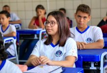 Rede estadual inicia o ano letivo com mais de 160 mil matriculados