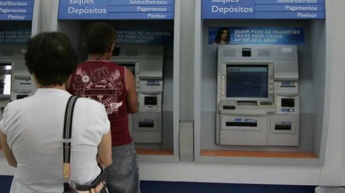 BANCARIOS