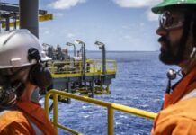 Brasil bate recorde e produz 4,47 milhões de barris de petróleo por dia